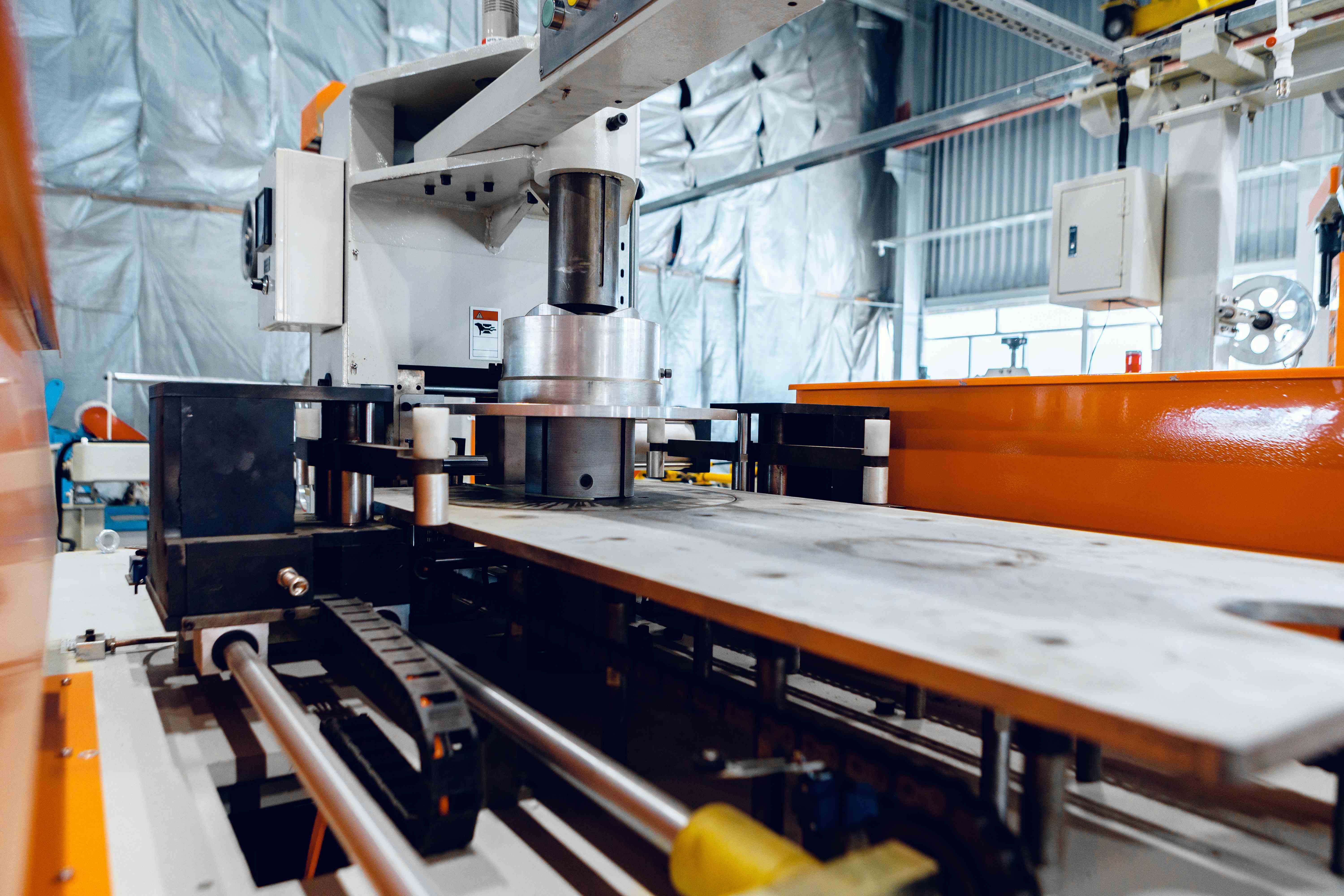 Inside The New Factory Manufacturing Electrical Ca 2025 02 25 04 38 32 Utc)