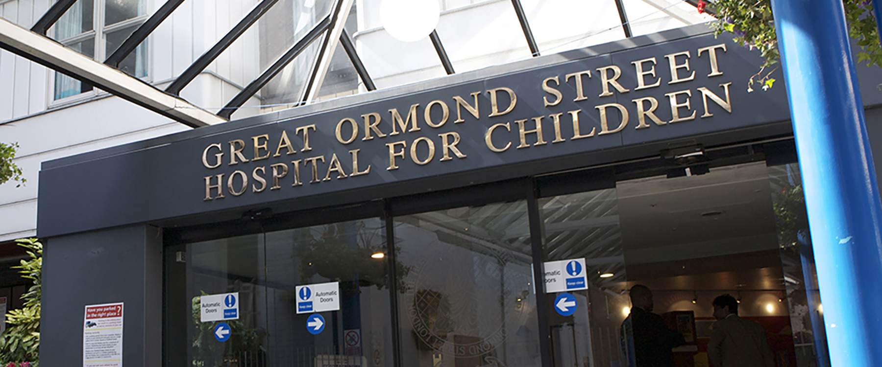 Outside Great Ormond Street hospital for children)